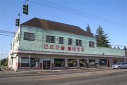 Rug Barn building
